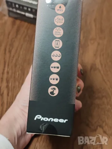 Безжични Pioneer E8, снимка 4 - Bluetooth слушалки - 49026855