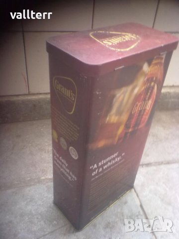 метална кутия от уиски, снимка 2 - Колекции - 38889548