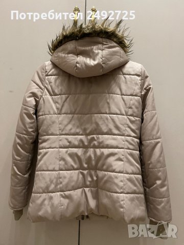 Яке бежово качулка косъм