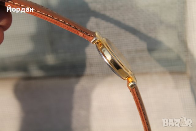 Дамски часовник ''Vendore'' 30 mm, снимка 2 - Антикварни и старинни предмети - 39699550