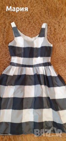 Официална рокля за момиче 140 см., снимка 4 - Детски рокли и поли - 39452826