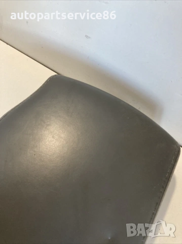 Подлакътник от кожа за Jeep Grand Cherokee 3.0 Crd (2006), снимка 2 - Части - 53523138