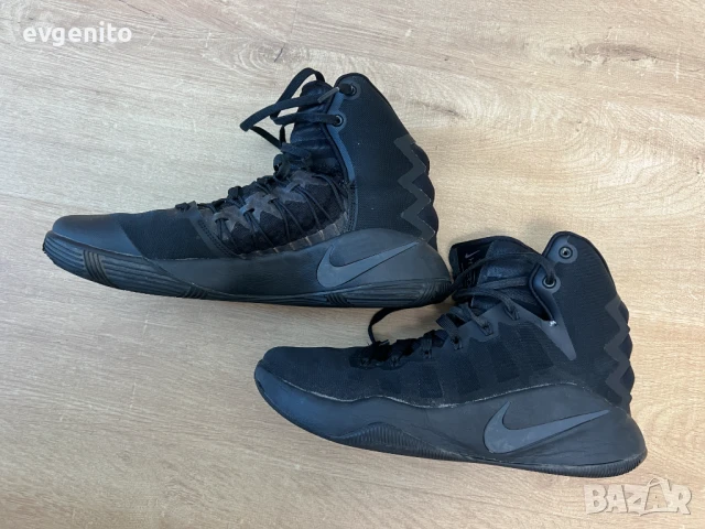 Мъжки баскетболни маратонки Nike Hyperdunk размер 44, снимка 1
