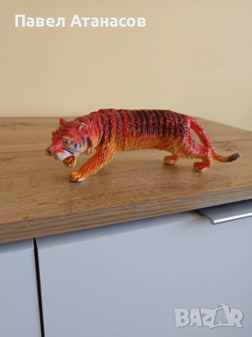 Фигурка ТИГЪР