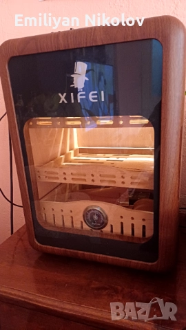 Продавам хумидор, снимка 4 - Други ценни предмети - 52846287