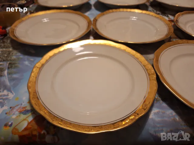 БГ чинии със златен кант, снимка 4 - Сервизи - 48004013