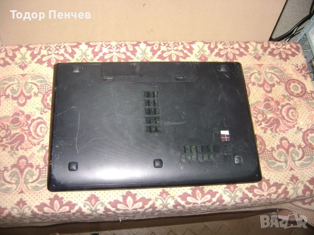 Lenovo G700 - 17 инча, Core i3, 8 GB RAM, 1 TB HDD, снимка 10 - Лаптопи за дома - 52755213