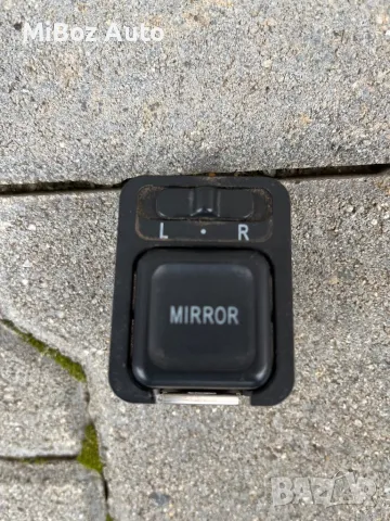 Бутон ел огледала Хонда ЦРВ 2 Honda CR-V
