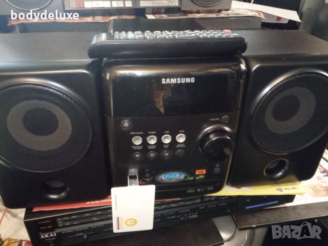 Samsung MM-A15 аудио система с флашка, снимка 3 - Аудиосистеми - 32008972