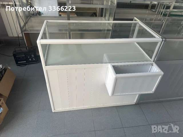 Магазинно оборудване, снимка 11 - Стелажи и щандове - 53446559