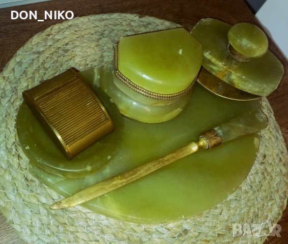 Мастилница от Зелен Оникс и Бронз, снимка 2 - Антикварни и старинни предмети - 44009817