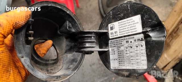 Капачка резервоар Skoda Fabia II 1.2- 40лв, снимка 2 - Части - 51941778
