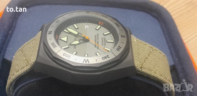 Автоматичен часовник с карбонов корпус, снимка 7 - Мъжки - 51271454