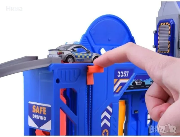 Детска играчка City Action - пожарна и полицейска станции и 6 машини в куфар с удобна дръжка 🎁🚒🚔, снимка 8 - Коли, камиони, мотори, писти - 48304682