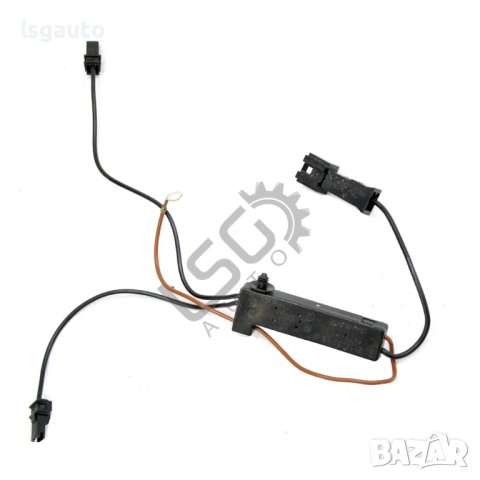 Усилвател антена Mercedes-Benz C-Class 204 (W/S/C)(2007-2014) ID: 98347