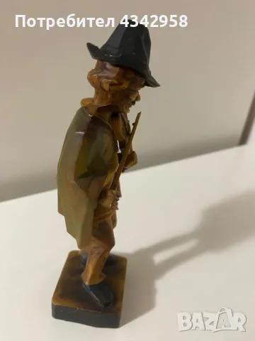 Vintage Figure of man Playing a Violin. West Germany , снимка 2 - Други ценни предмети - 48765176