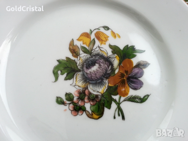 Български порцелан чинии плитки, снимка 2 - Антикварни и старинни предмети - 36401546