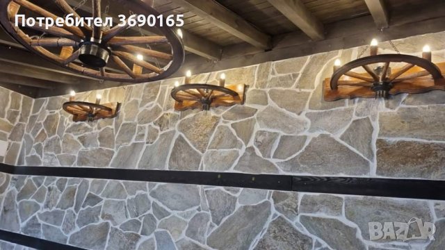 Дървени стенни лампи с автентични колела от каруци с дървени чашки , снимка 2 - Лампи за стена - 44113289