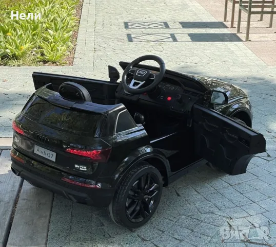 Акумулаторен джип Audi Q7 12V с меки гуми с Кожена седалка , снимка 4 - Детски велосипеди, триколки и коли - 48292867