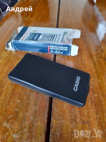 Стар калкулатор Casio FX-82LB, снимка 2 - Други ценни предмети - 40797772