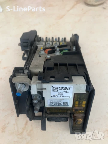 Модул акумулатор плюсова клема Peugeot Citroen 28236841 Пежо 2817166