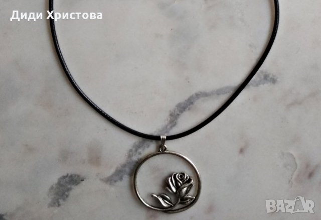 КОЛИЕ - ПРАКРАСНА РОЗА, снимка 2 - Колиета, медальони, синджири - 28485179