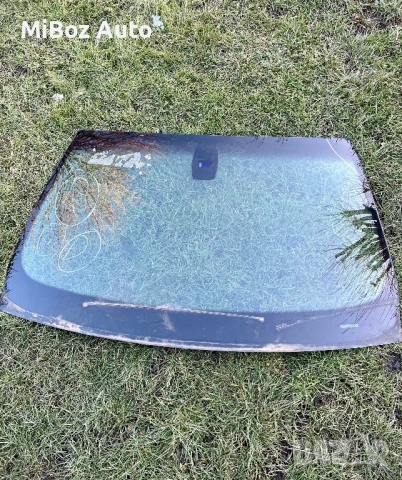 Предно стъкло БМВ E92 BMW