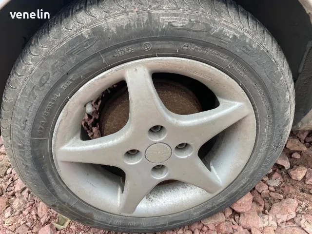 Рено Клио 1.2 бензин 2003г На Части, снимка 5 - Автомобили и джипове - 49849575