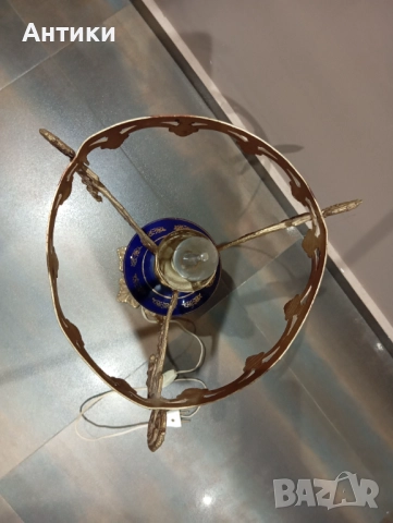 Стара порцеланова лампа , снимка 5 - Антикварни и старинни предмети - 52513737