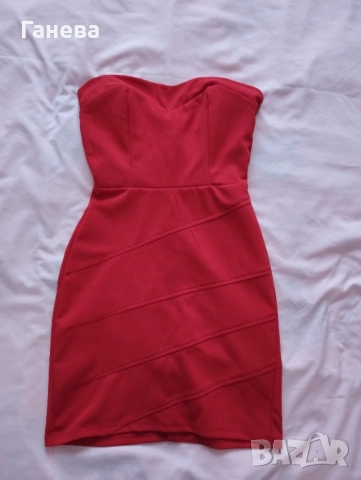 Къса рокля червен цвят
