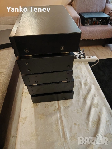 Сд плеари от Германия, снимка 4 - Ресийвъри, усилватели, смесителни пултове - 53294586