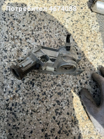 Контактен ключ с клеморед и гривна за имобилайзера за Opel Astra Zafira n0501882 само за 50лв., снимка 2 - Части - 52742863