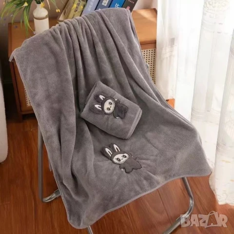 Комплект от 2 броя бродирани кърпи, меки и абсорбиращи, за баня и плаж 35×75 см. и 70×140 см., снимка 3 - Хавлиени кърпи - 51051500