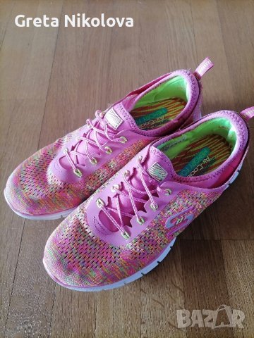 SKECHERS Air-Cooled memory foam