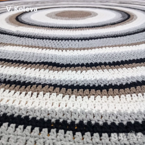 Ръчно изплетен килим, снимка 2 - Килими - 52812748