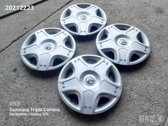 4 броя Оригинални тасове за Тоyota Yaris 14, снимка 4 - Аксесоари и консумативи - 50935652