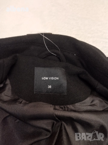 Зимно палто, снимка 2 - Палта, манта - 52366423