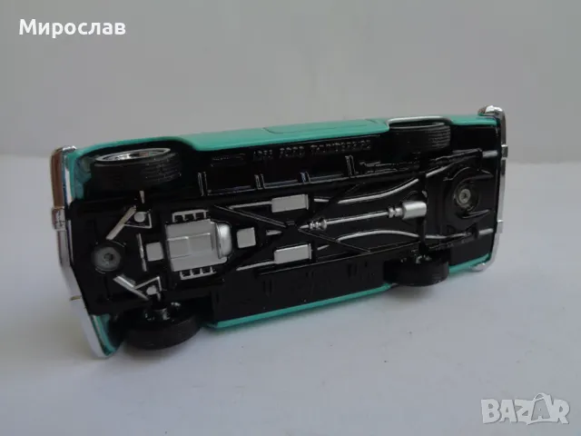 1:43 DINKY MATCHBOX FORD THUNDERBIRD КОЛИЧКА МОДЕЛ, снимка 6 - Колекции - 47293076