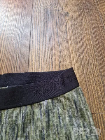 Страхотен дамски спортен клин NIKE  размер L , снимка 5 - Клинове - 49607818