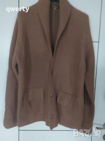 Нова мъжка жилетка от камилска вълна XL размер, снимка 3 - Пуловери - 43485421