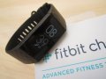 Фитнес тракер Fitbit Charge 4 - пълен комплект