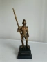 Рицар в пълно бойно снаряжение, бронзова статуетка., снимка 5