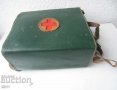  стара армейска зелена медицинска чанта червен кръст аптечка, снимка 3