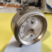 Стар Немски Механичен Часовник Будилник Kaiser , снимка 5 - Антикварни и старинни предмети - 43514918