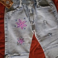 Дънков панталон 7/8 за момиче, нов, размер 4-5/години/, снимка 3 - Детски панталони и дънки - 37420401
