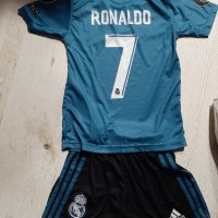 Детски екип Роналдо Реал Мадрид , снимка 1 - Футбол - 43145278