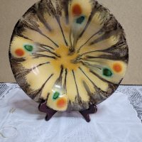 красива керамична чиния , снимка 1 - Чинии - 43838160