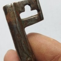 Стар кован ключ , снимка 2 - Антикварни и старинни предмети - 43803911