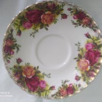 Роял Албърт, чинийки 14 см , Royal Albert, снимка 4 - Сервизи - 32743328