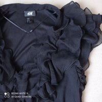 Официална черна блуза на Н&М, 36 до 40р-р, снимка 6 - Корсети, бюстиета, топове - 32557589